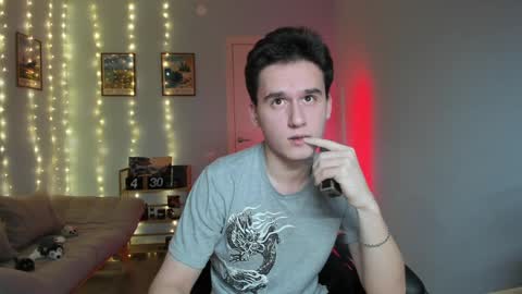 Thomas brunette and Alex blond online show from December 16, 2024, 2:16 pm