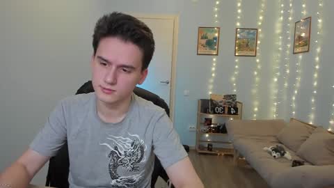 Thomas brunette and Alex blond online show from December 25, 2024, 9:45 am