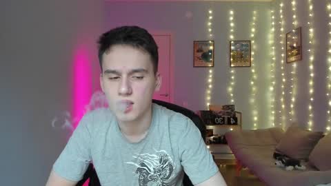 Thomas brunette and Alex blond online show from January 9, 2025, 5:44 am