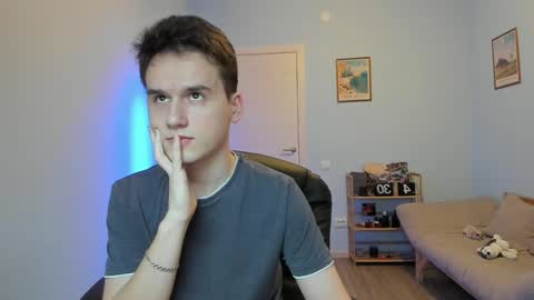 Thomas brunette and Alex blond online show from January 28, 2025, 5:54 am