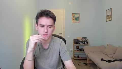 Thomas brunette and Alex blond online show from March 3, 2025, 1:42 pm