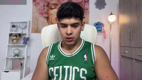 Andrew Flintt online show from November 2, 2025, 2:25 am