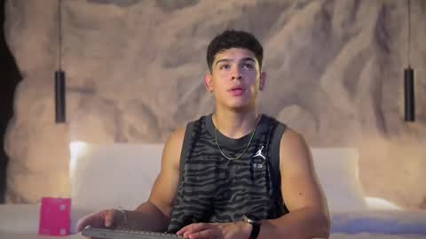 Andrew Flintt online show from March 3, 2026, 4:07 am