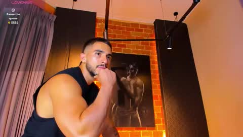 Scottfischer  online show from November 27, 2025, 7:38 pm