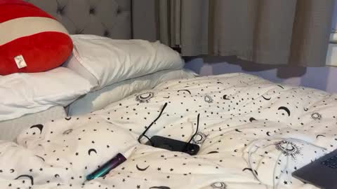 Snapshot of scottish_twink01 chatting on December 22, 2024, 10:58 pm danny online show from December 22, 2024, 10:58 pm