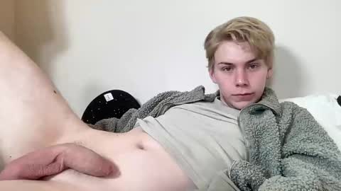 Snapshot of scottish_twink01 chatting on September 14, 2025, 11:59 pm danny online show from September 14, 2025, 11:59 pm