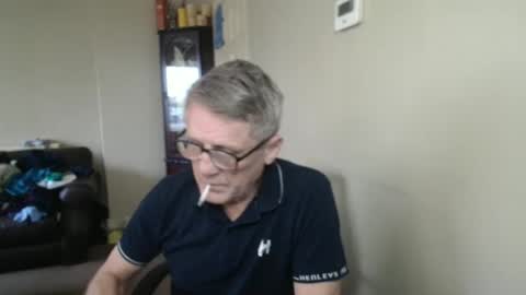 James online show from October 21, 2025, 11:00 am