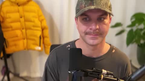 Snapshot of scottybeam chatting on December 4, 2024, 5:38 am Scotty online show from December 4, 2024, 5:38 am