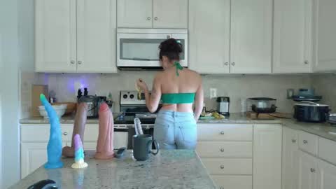 Scout has fun online show from April 17, 2026, 1:58 pm