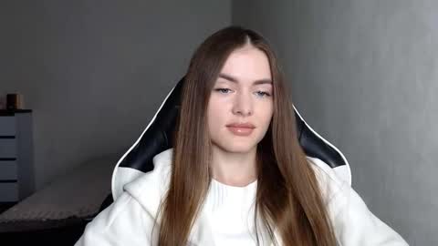 scratc_h online show from October 15, 2025, 3:12 pm