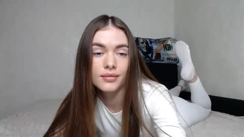 Snapshot of scratc_h chatting on February 23, 2026, 4:04 pm scratc_h online show from February 23, 2026, 4:04 pm