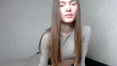 Snapshot of scratc_h chatting on April 18, 2026, 7:07 pm scratc_h online show from April 18, 2026, 7:07 pm