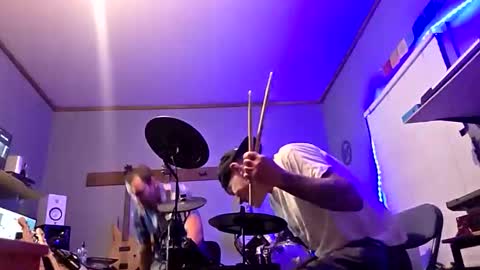 screwnutandbolte online show from March 18, 2026, 11:02 am