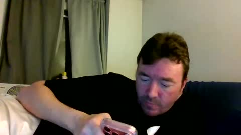 scuba_man online show from November 11, 2025, 2:11 am