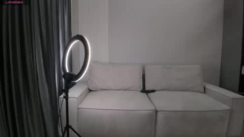 Se youn online show from January 14, 2026, 1:22 am