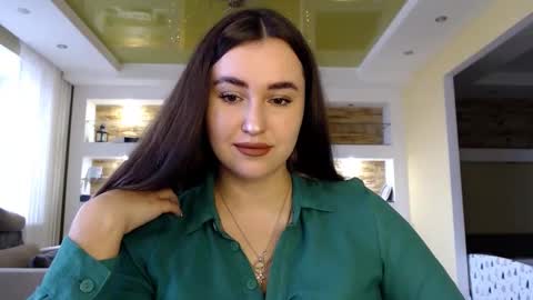 Snapshot of sea_cocktail chatting on January 3, 2025, 8:32 am Elizabeth  online show from January 3, 2025, 8:32 am