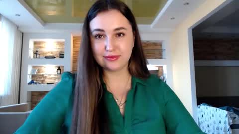 Snapshot of sea_cocktail chatting on February 25, 2025, 1:50 pm Elizabeth  online show from February 25, 2025, 1:50 pm