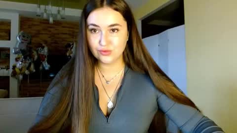 Snapshot of sea_cocktail chatting on November 13, 2025, 8:46 am Elizabeth online show from November 13, 2025, 8:46 am