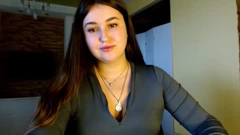 Snapshot of sea_cocktail chatting on December 5, 2025, 8:01 am Elizabeth online show from December 5, 2025, 8:01 am