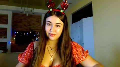 Snapshot of sea_cocktail chatting on December 19, 2025, 8:10 am Elizabeth online show from December 19, 2025, 8:10 am