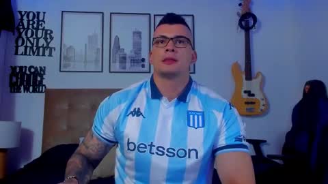 Sean Carrera online show from November 13, 2025, 3:38 am