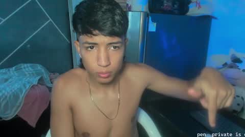 Snapshot of sean_scoth2 chatting on December 21, 2024, 6:23 pm Sean Scoth online show from December 21, 2024, 6:23 pm