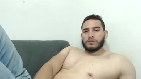 seank_noszka online show from February 24, 2025, 8:58 pm