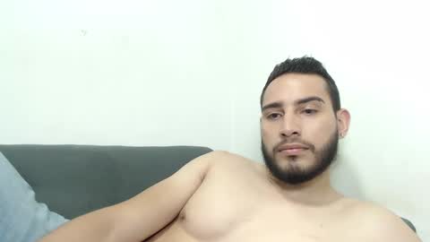 seank_noszka online show from February 26, 2025, 5:17 pm