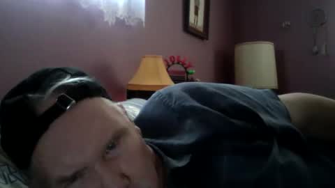 seanstiffy3916 online show from April 11, 2026, 8:24 pm