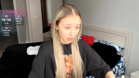 Kate online show from March 30, 2026, 2:18 pm