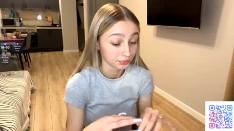 Kate online show from April 16, 2026, 5:14 pm