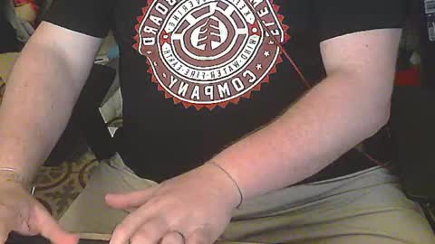 Falco J online show from April 16, 2026, 8:42 pm