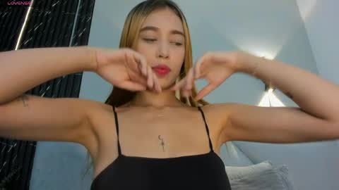 Snapshot of seattle_rousse chatting on June 1, 2026, 1:02 pm Rosie online show from June 1, 2026, 1:02 pm