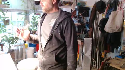 Seattlemanwhore online show from June 3, 2026, 2:33 pm