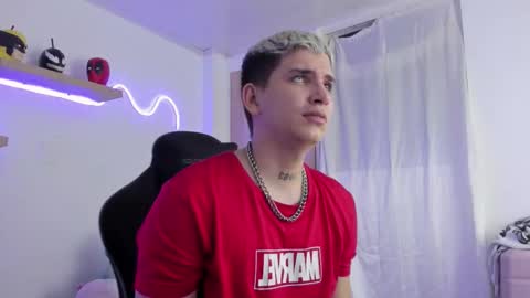 Sebastin online show from November 12, 2025, 5:52 am