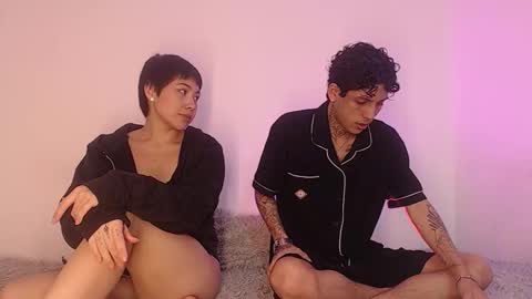  CAMILA Y SEBASTIAN online show from October 20, 2025, 9:10 am