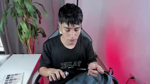 sebastian online show from March 25, 2026, 3:40 pm