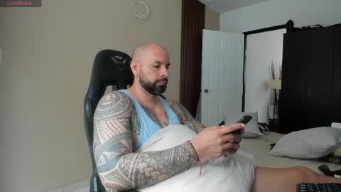 Snapshot of sebastiam_blake chatting on June 3, 2026, 2:19 pm sebastiam_blake online show from June 3, 2026, 2:19 pm