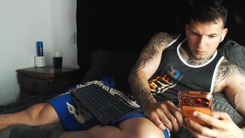 Sebastian online show from April 5, 2026, 10:29 pm