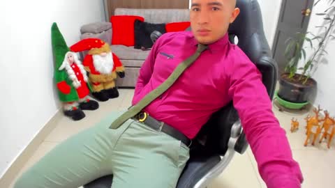 juan  sebastian online show from December 29, 2024, 4:40 pm