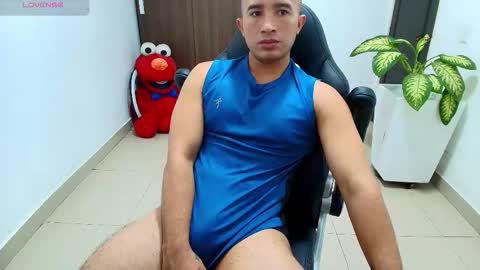 juan  sebastian online show from October 10, 2025, 5:01 pm