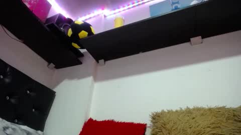 Snapshot of sebastian_posse chatting on February 22, 2026, 11:25 pm Myystiic online show from February 22, 2026, 11:25 pm