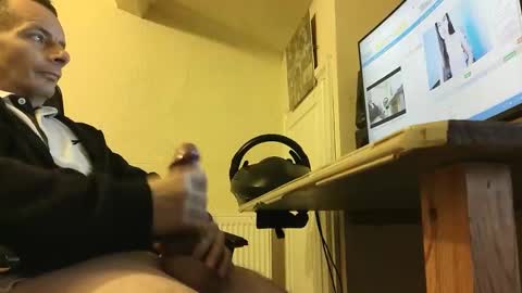 sebastianspalding450 online show from November 7, 2025, 3:34 pm