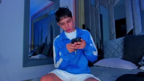 Snapshot of sebax_00 chatting on June 7, 2026, 8:23 pm Sebastian online show from June 7, 2026, 8:23 pm
