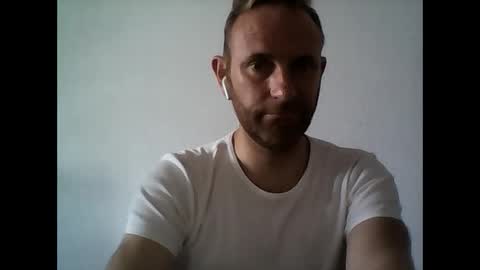 sebelcaballerofrances online show from October 20, 2025, 2:39 pm