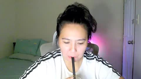 Snapshot of secretlover010101 chatting on April 22, 2026, 7:11 am MILAN online show from April 22, 2026, 7:11 am