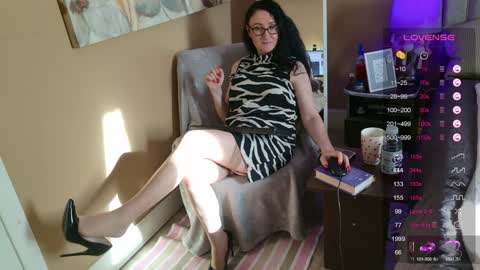 Mariot  Mery for short ..never call me PET NAMES in FREECHAT mom momy baby or sweety  online show from January 5, 2025, 11:26 am