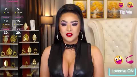 seducinglinda online show from January 14, 2026, 1:17 pm