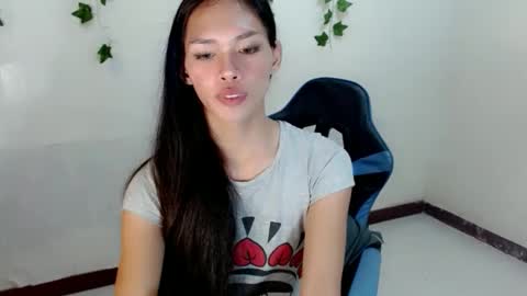 seducive_allea online show from October 15, 2025, 5:57 pm