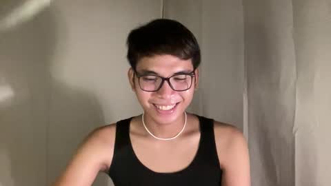 Snapshot of seductive_william chatting on September 18, 2025, 12:18 pm William online show from September 18, 2025, 12:18 pm